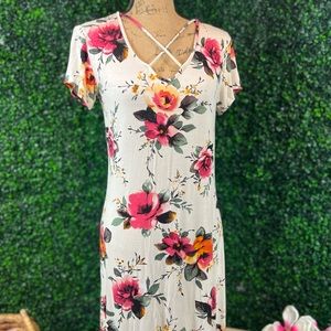 “Charming Charlie” front crisscross floral dress, size Medium , super comfy